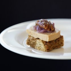 Foie gras terrine on a crouton, cranberry and onion jam, maple pecans - Cold bites