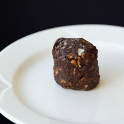 Energy ball with dates, almonds and cocoa - Sweet Break