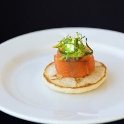 Salmon and seaweed blinis - Cold bites