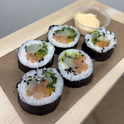 Smoked Salmon Sushi - Sushis