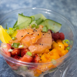 Poké bol au saumon fumé - Boîtes à lunch