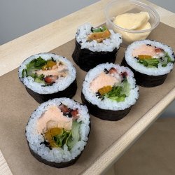 Smoked Salmon Sushi - Sushis